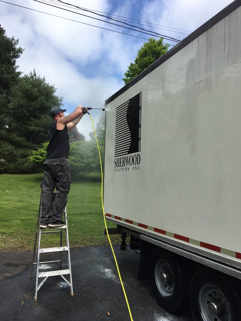 ASi Music SL-100 Trailer Cleaning